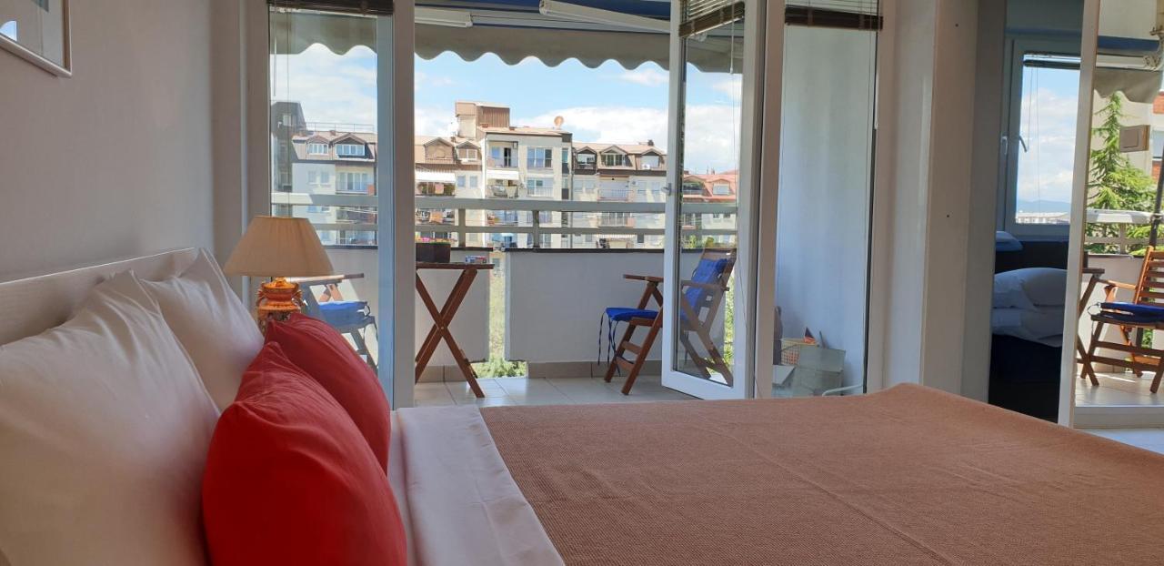 The White Apartment Ohri Dış mekan fotoğraf