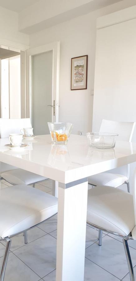 The White Apartment Ohri Dış mekan fotoğraf